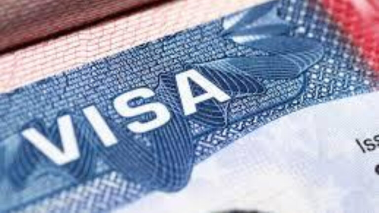 Ultimate Visa Renewals Guide for Immigrants in Canada